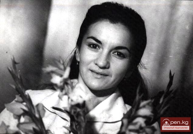 Айсулу Токомбаева Айсулу Токомбаева