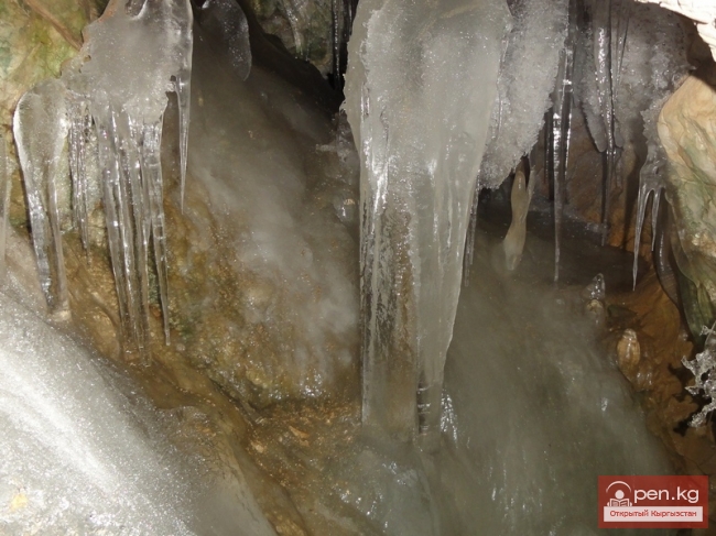Пещеры реки Кок-Кия