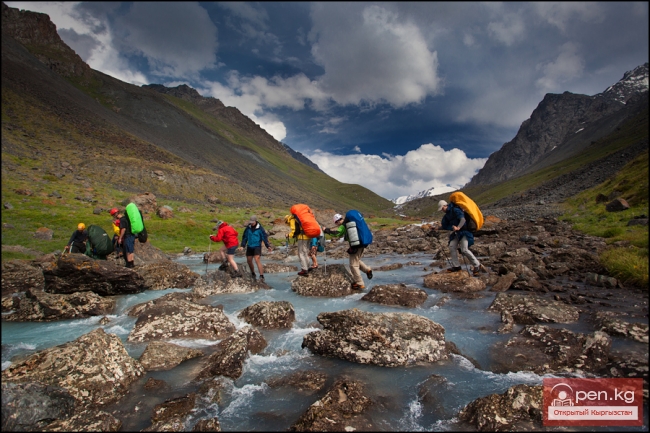 Долины Аламедин и Иссык-Ата