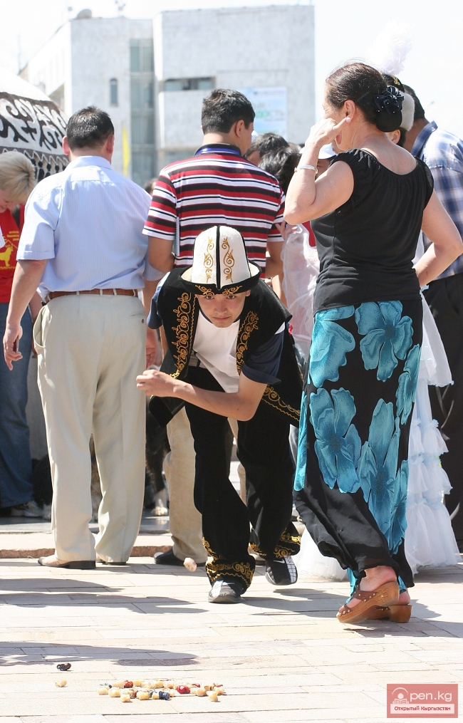 Ачакей-жумакей и Чака чапмай