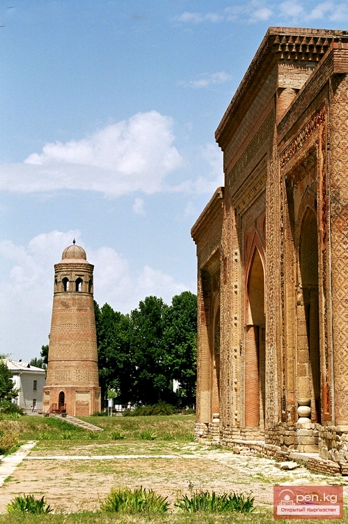 Узгенский архитектурный комплекс