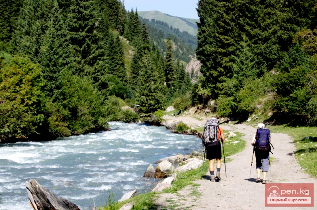 Категорийные маршруты горного туризма по регионам республики