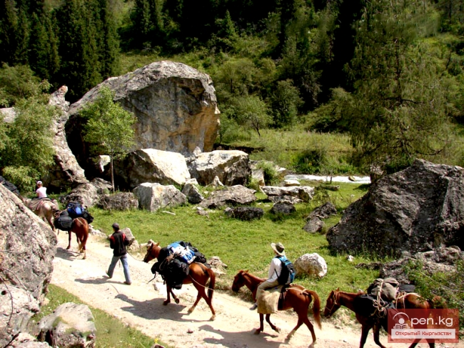 Характеристика отдельных популярных туристических маршрутов в Кыргызстане