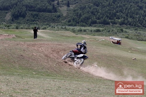 В Иссык-Кульской области прошел 2-й фестиваль «Открытый Иссык-Куль» В Иссык-Кульской области прошел 2-й фестиваль «Открытый Иссык-Куль»