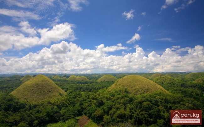 Шоколадные холмы