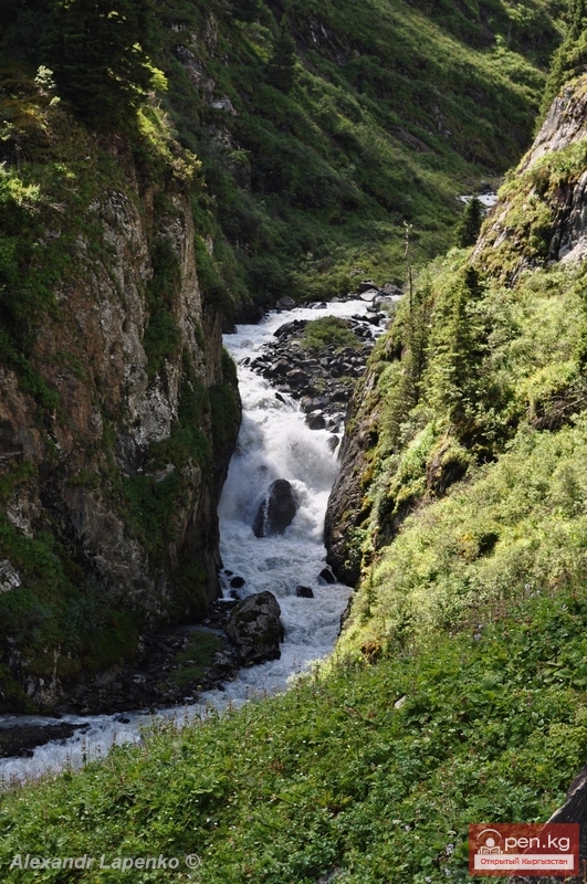 Кыргызстан (фотограф Александр Лапенко)