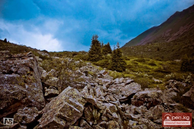 Кегеты и озеро Кёл-Тор