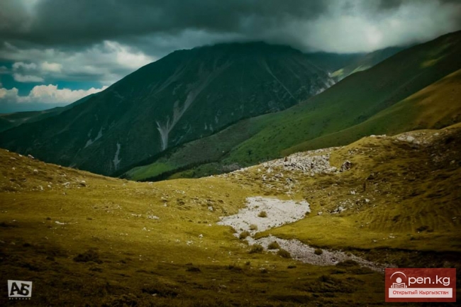 Кегеты и озеро Кёл-Тор