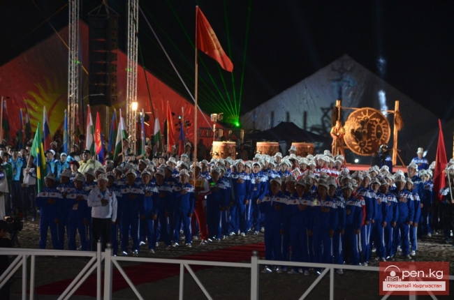 Церемония открытия первых Всемирных игр кочевников (Фото)