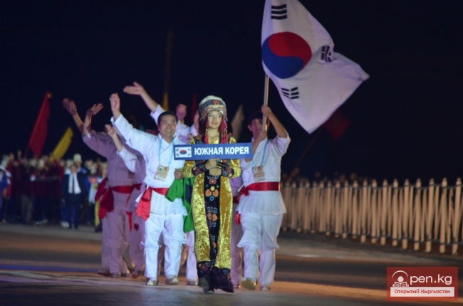 Церемония открытия первых Всемирных игр кочевников (Фото)