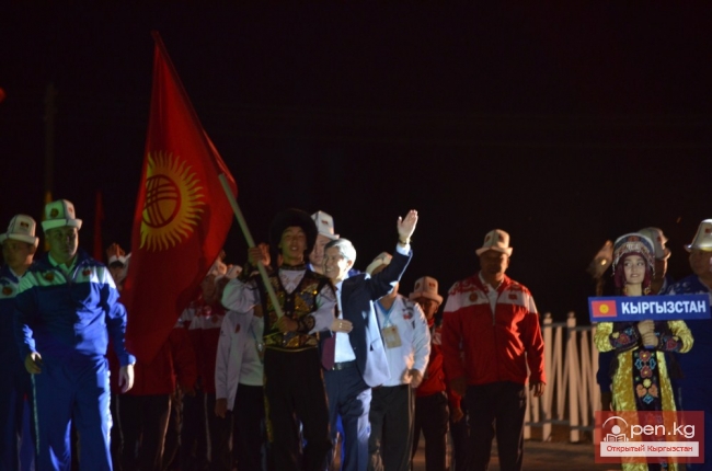 Церемония открытия первых Всемирных игр кочевников (Фото)