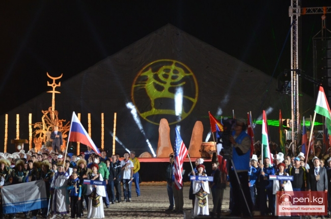 Церемония открытия первых Всемирных игр кочевников (Фото)
