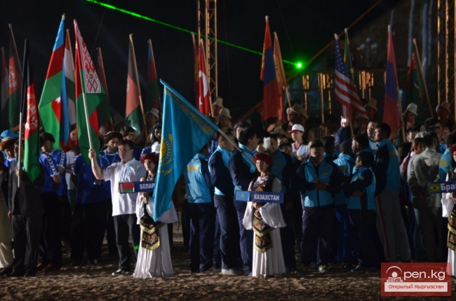 Церемония открытия первых Всемирных игр кочевников (Фото)