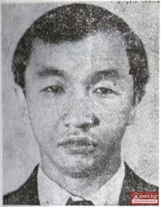 Критик, литературовед Абдылдаджан Акматалиев