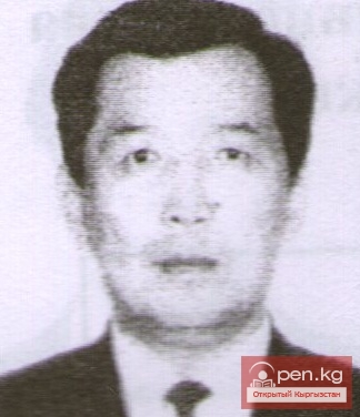 Байсалов Джоомарт Усубакунович (1949)