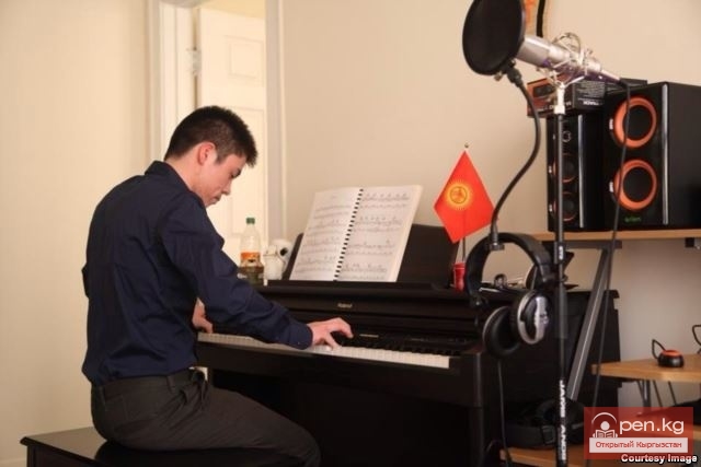 Кыргызы в Чикаго делятся на сов и жаворонков - не на север и юг Кыргызы в Чикаго делятся на сов и жаворонков - не на север и юг