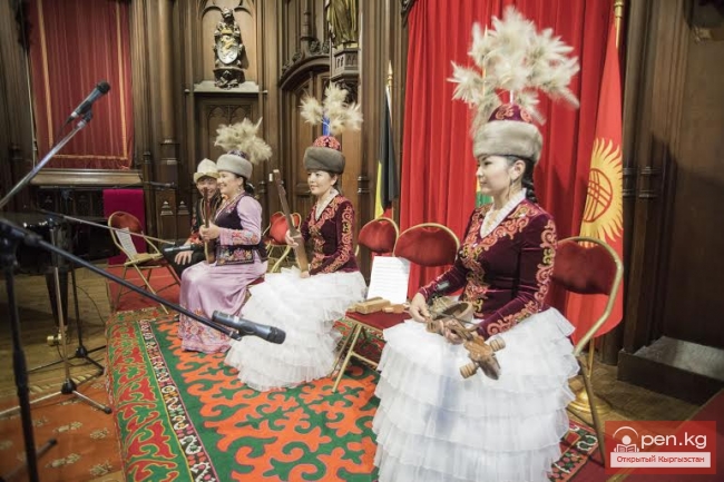 Общая характеристика инструментальных кыргызских жанров