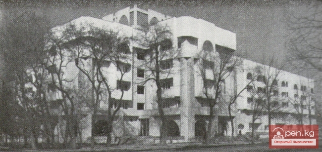 ЧУБАРОВ Юрий Анатольевич