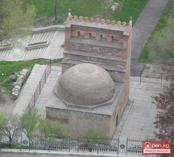 Мавзолей Асаф ибн Бурхия в городе Ош