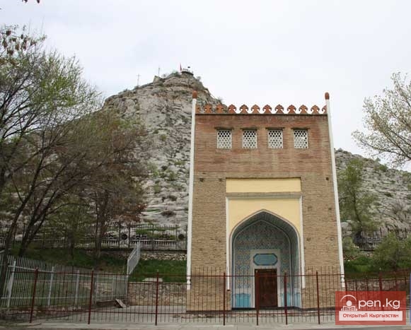 Мавзолей Асаф ибн Бурхия в городе Ош