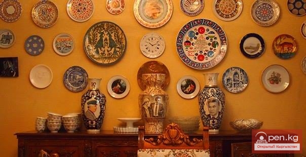 Посещение дома-музея Чынгыза Айтматова Посещение дома-музея Чынгыза Айтматова