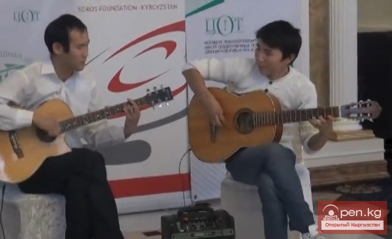 Церемония награждения лауреатов премии «100 лучших дел для любимого села/города». Церемония награждения лауреатов премии «100 лучших дел для любимого села/города».