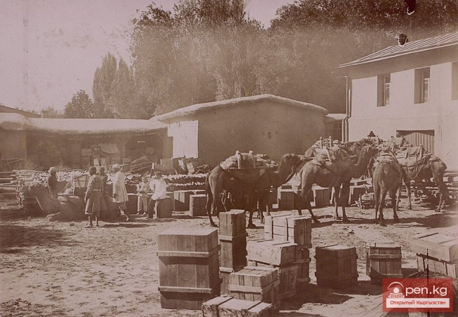 Строительство телеграфной линии Токмак-Пржевальск в 1900 г.