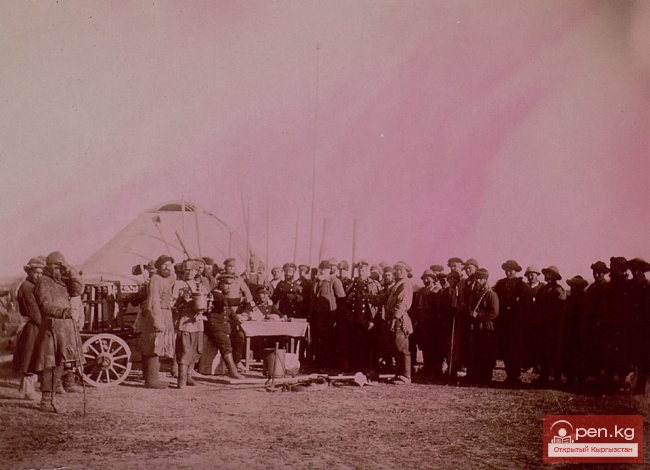 Строительство телеграфной линии Токмак-Пржевальск в 1900 г.