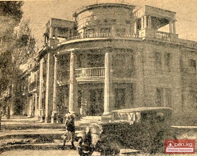 В память о великом акыне.  Ул. Токтогула Сатылганова