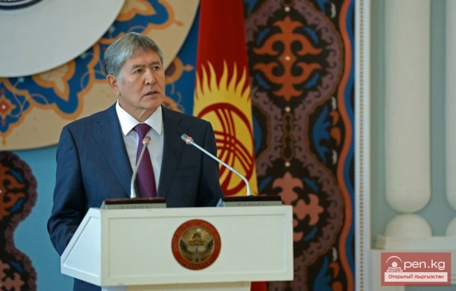 Президент Кыргызской Республики Алмазбек Атамбаев принял Верительные грамоты