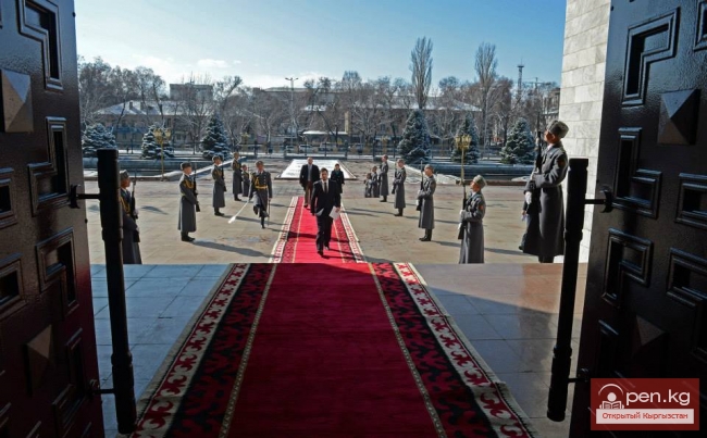 Президент Кыргызской Республики Алмазбек Атамбаев принял Верительные грамоты