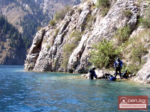 Озеро Сары-Челек Озеро Сары-Челек