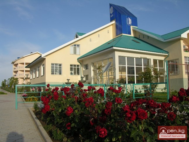 Кемпинг отеле »Три Короны»