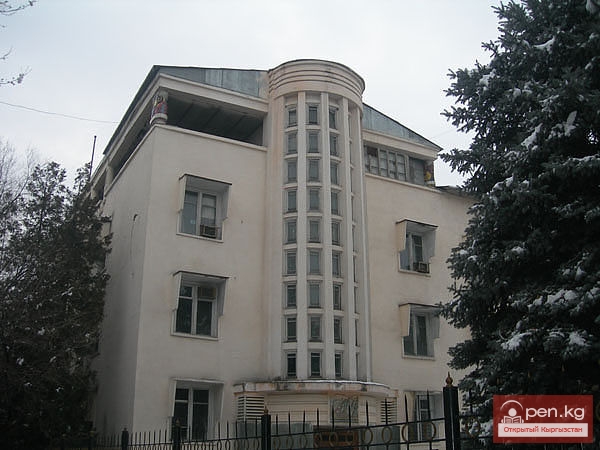 Национальная Академия Наук КР