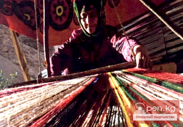 Кыргызский ткацкий станок