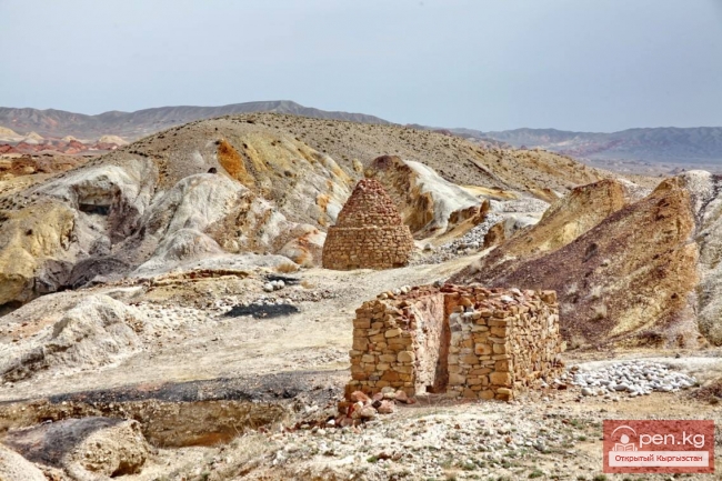 Древние плавильные печи урочища Шадымир (фото Влада Ушакова)