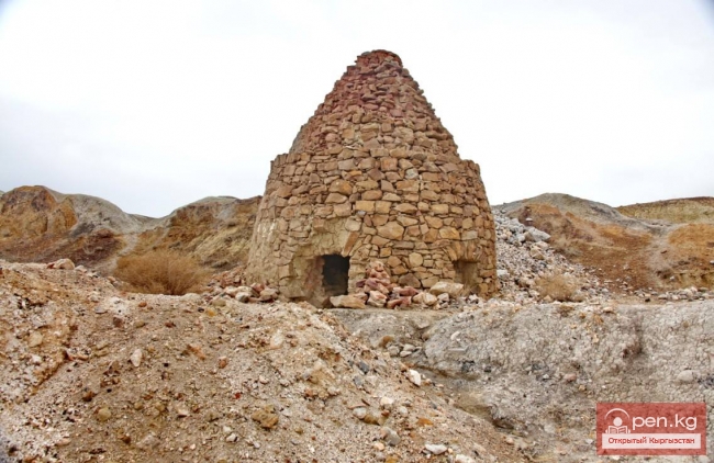Древние плавильные печи урочища Шадымир (фото Влада Ушакова)