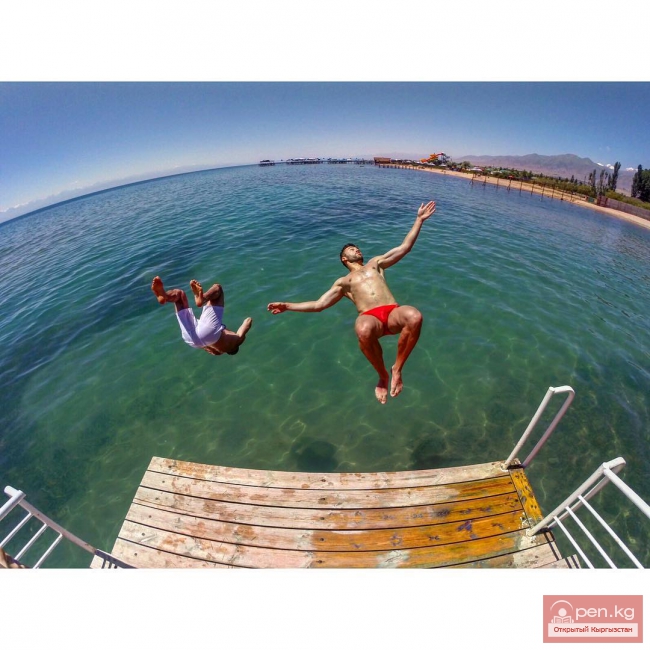 Иссык-Куль в снимках пользователей Instagram