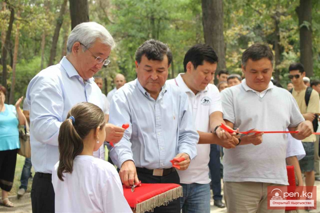 Уличные тренажеры в Бишкеке