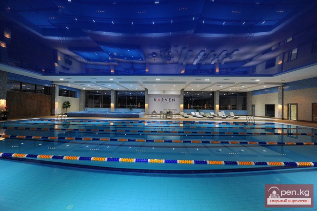Бассейн в "Karven sport club"