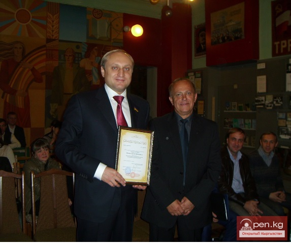 Токмокский историко-краеведческий музей Токмокский историко-краеведческий музей