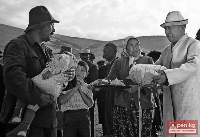 Неизвестные кадры съемок первого фильма Океева "Небо нашего детства"