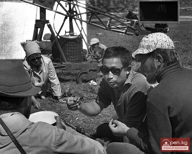 Неизвестные кадры съемок первого фильма Океева "Небо нашего детства"