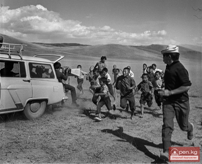 Неизвестные кадры съемок первого фильма Океева "Небо нашего детства"