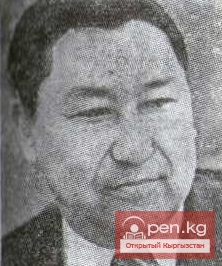 Поэт, переводчик Билим Карагулов