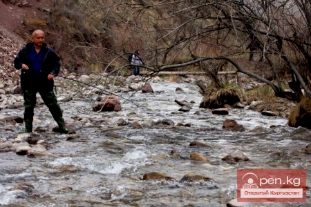 Ущелье Кегеты и озеро Кёл-Тор Ущелье Кегеты и озеро Кёл-Тор
