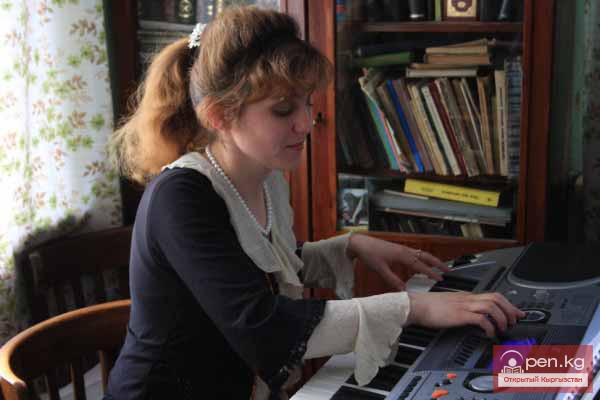 Кыргызские песни по-русски!