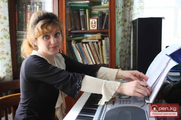 Кыргызские песни по-русски!