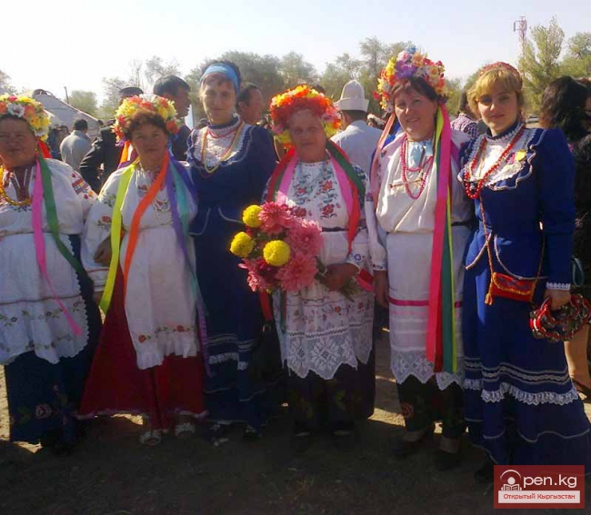 Кыргызские песни по-русски!