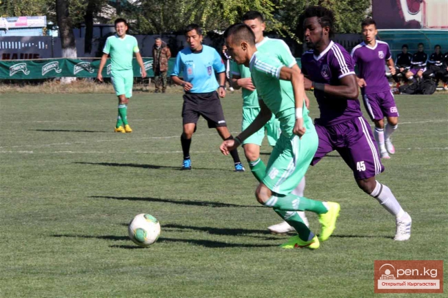 Лидеры футбольного сезона!